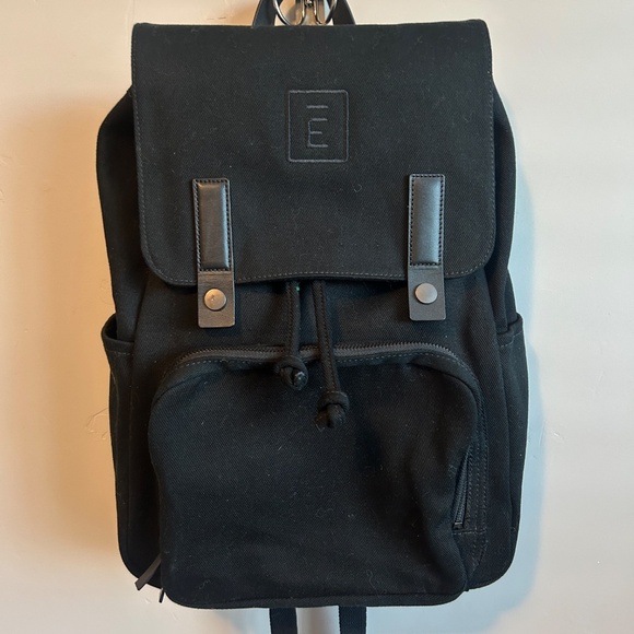 Everlane The Canvas Backpack Black Laptop Drawstring Envoy Logo EUC Unisex - Picture 1 of 12